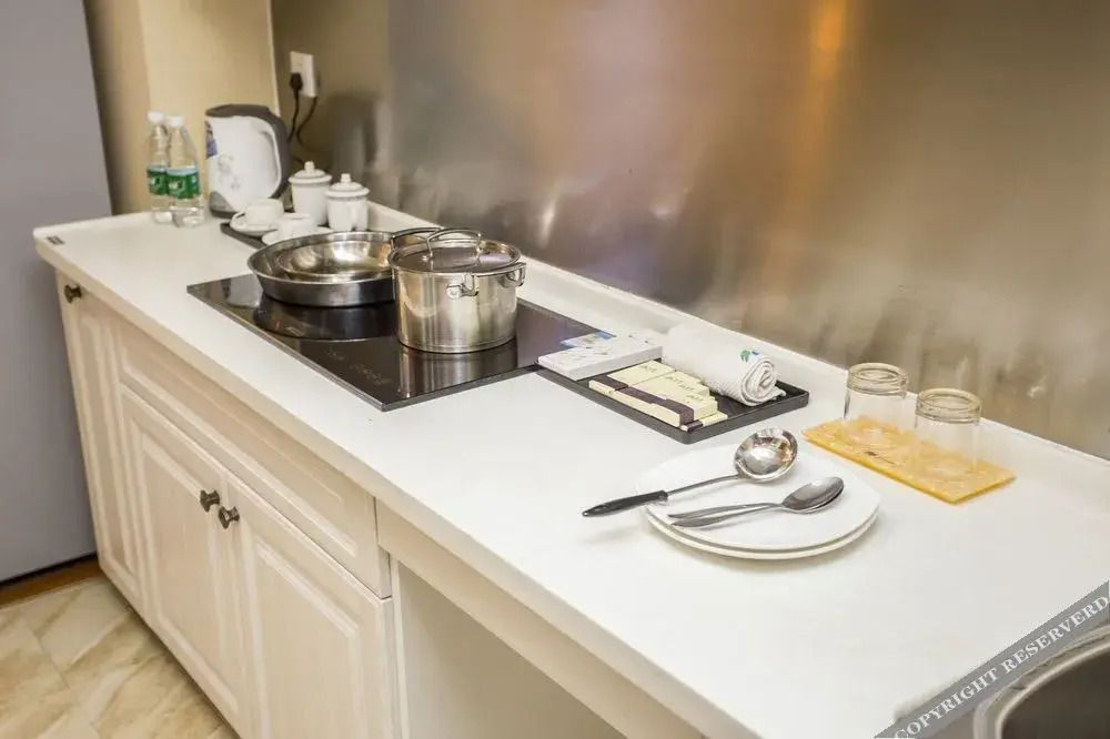 The Legend HOME Service Apartment