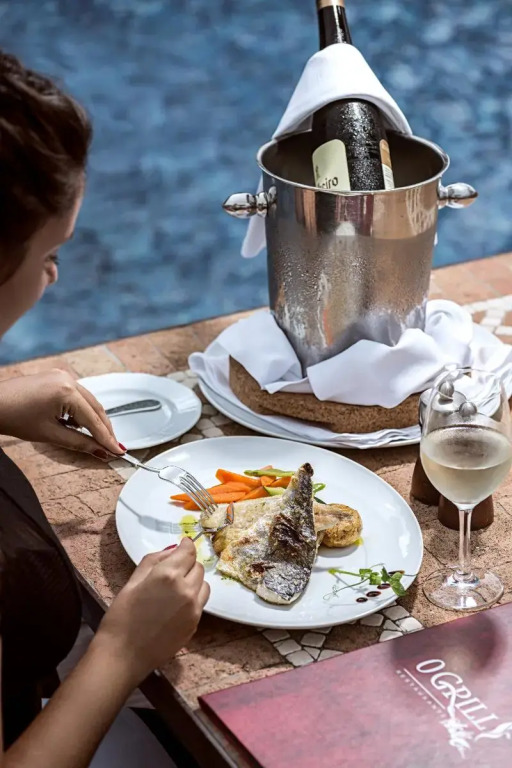 Pine Cliffs Hotel, a Luxury Collection Resort, Algarve