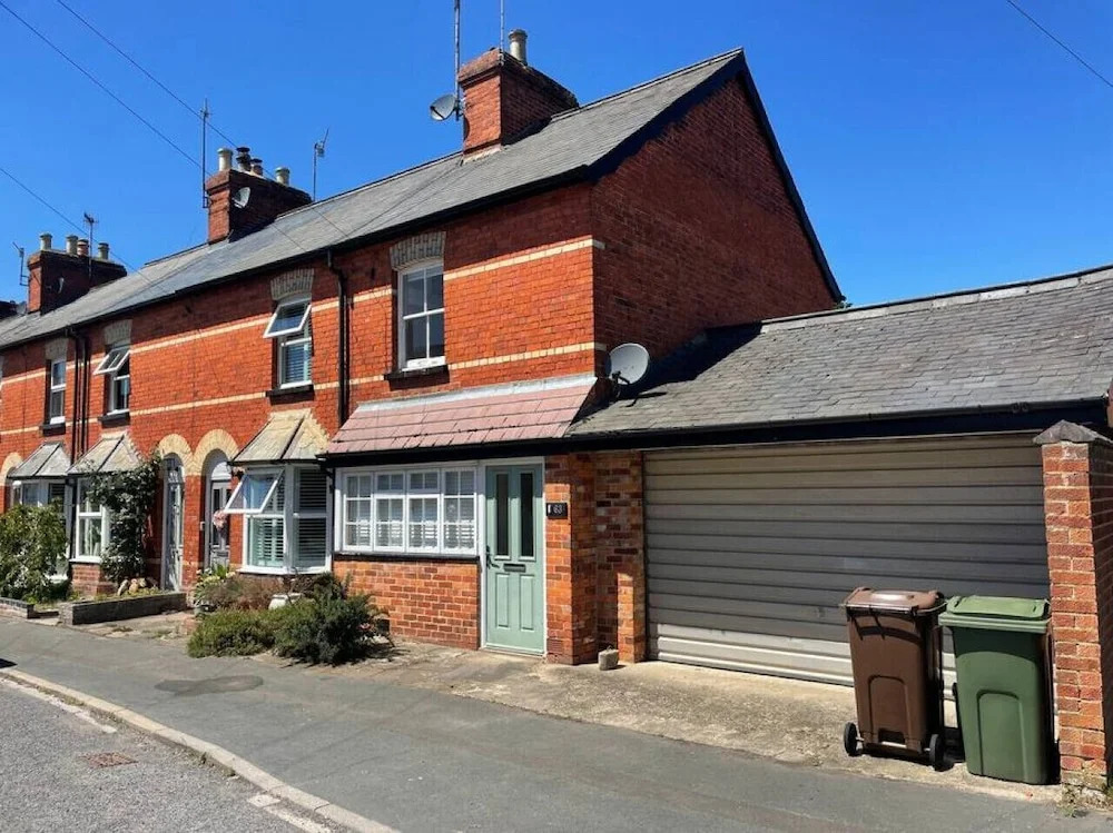 Park End House - Parking Pet Friendly - From 180 Per Night