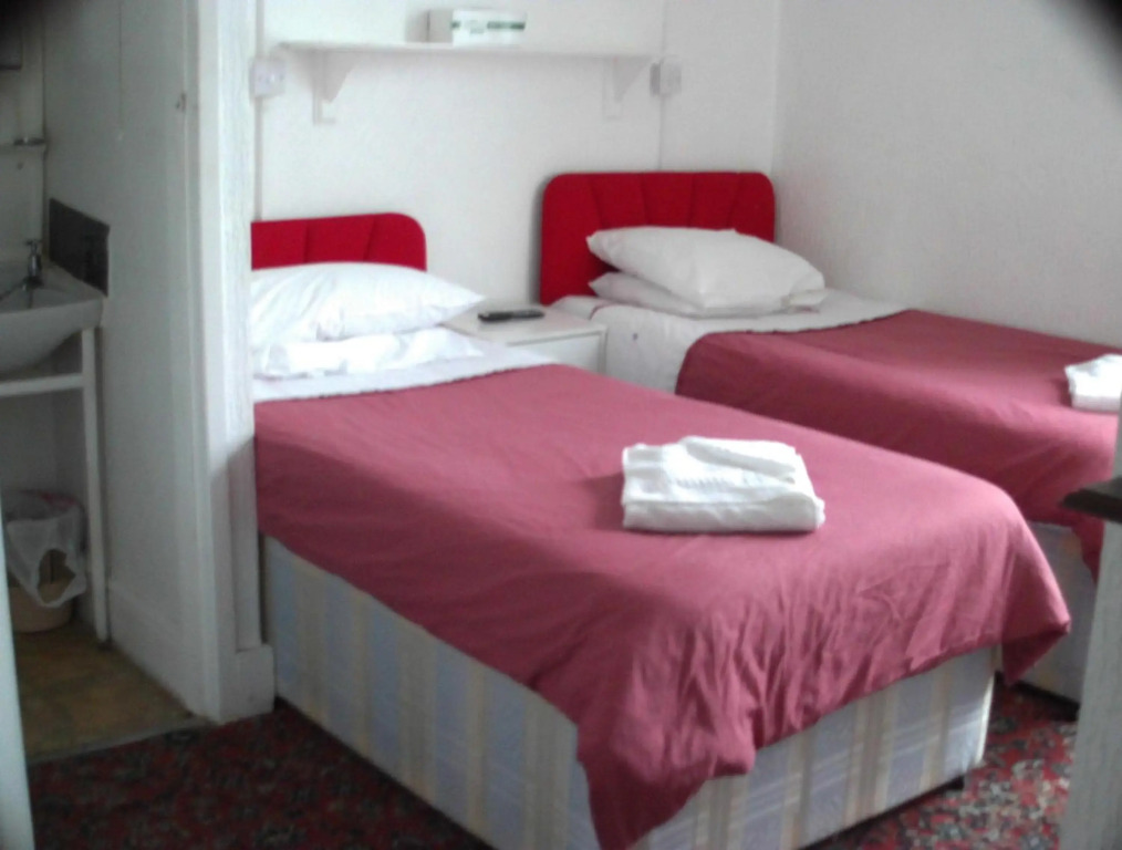 Jollies Hotel