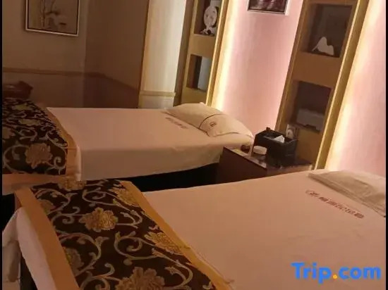 Jinpei Yunqi Hotel (Jinhua Automobile City Fruit Wholesale Market Store)