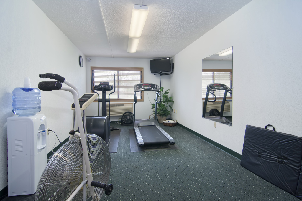 Boarders Inn & Suites by Cobblestone Hotels - Faribault