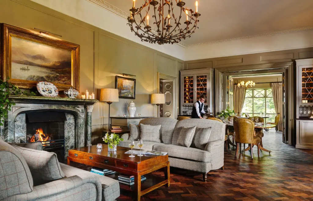 Ballynahinch Castle Hotel