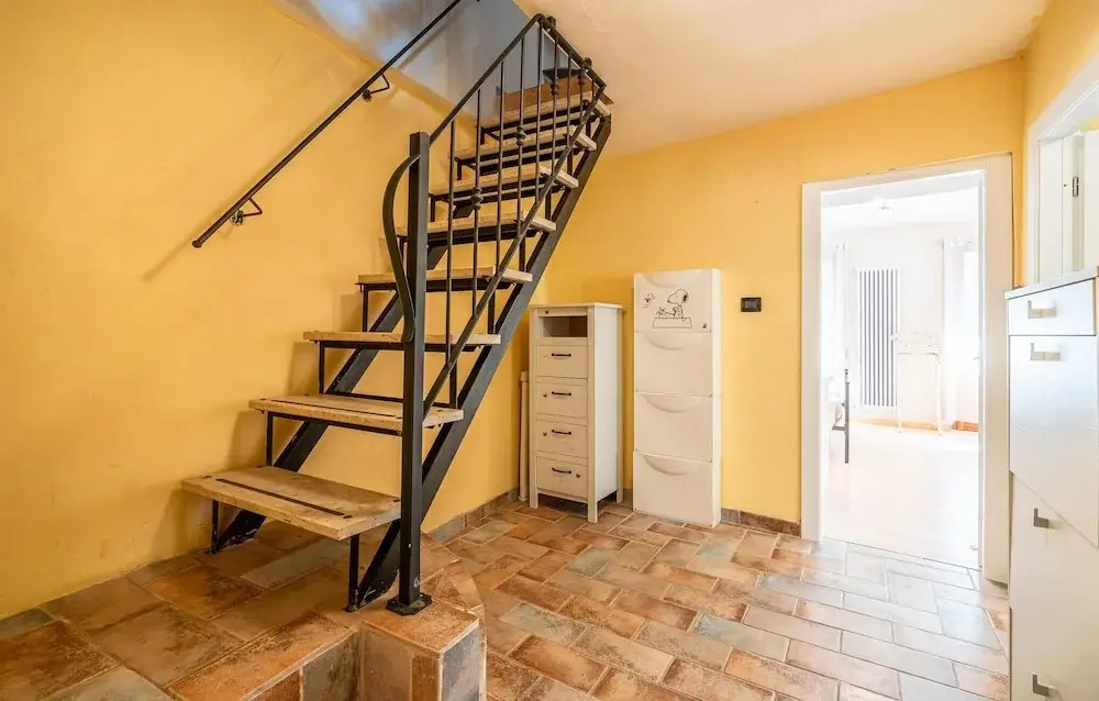 Beautiful Home in Altagnana With Wifi and 2 Bedrooms