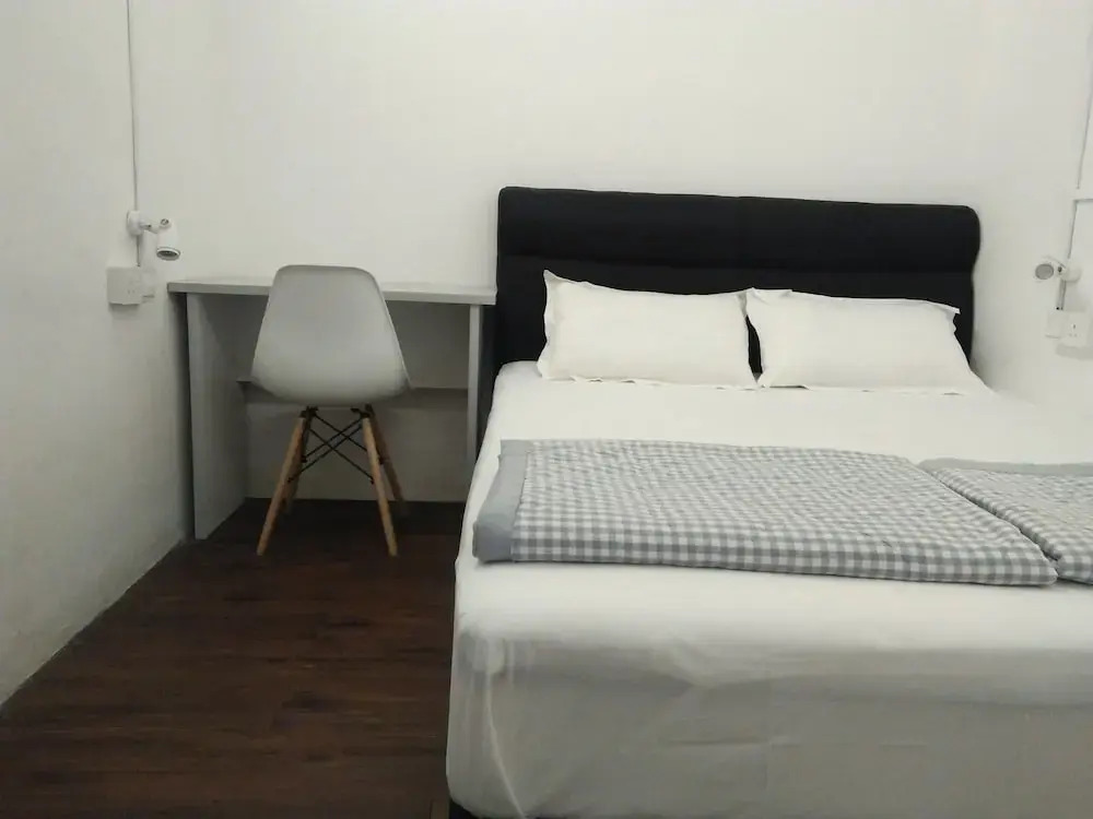 Spot on 89708 Sydney Backpackers Melaka