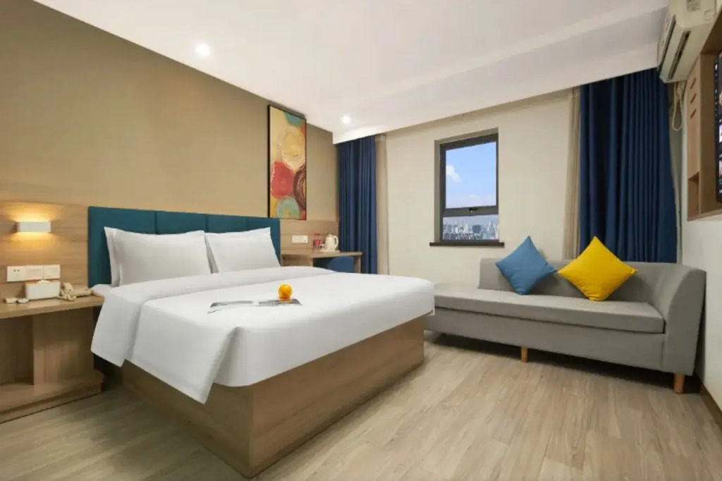 7 Days Premium Hotel (Changsha West Bus Station Meixi Lake East Subway Station)