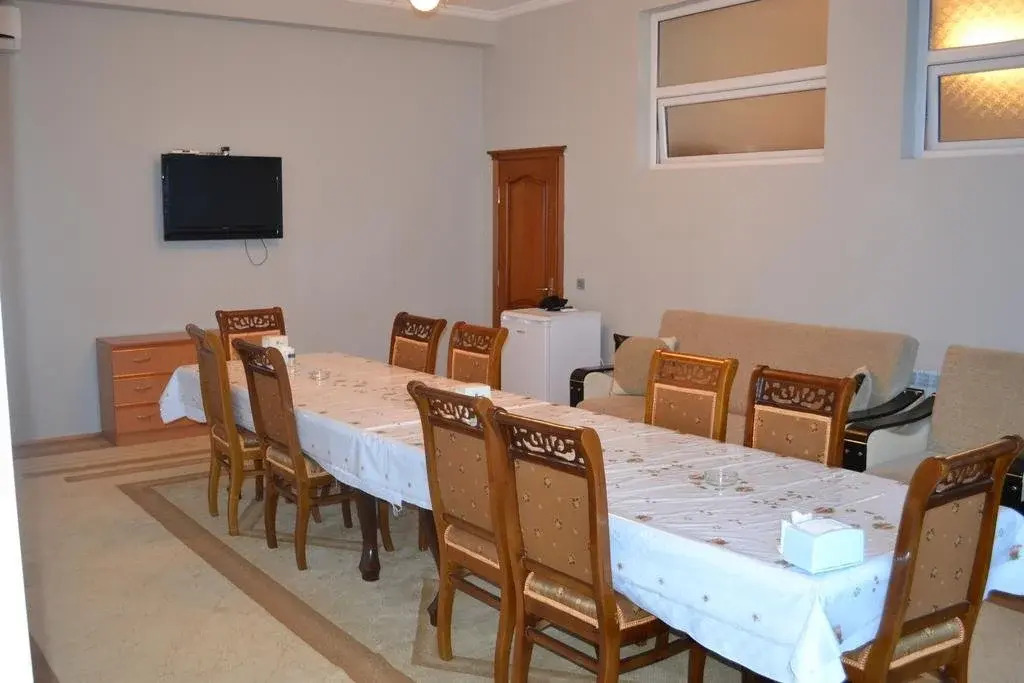 Laman Hotel