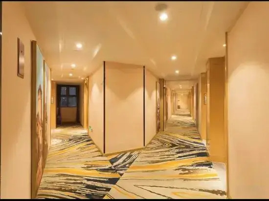Vienna Hotel (Huawei Europe Town store in Songshan Lake)