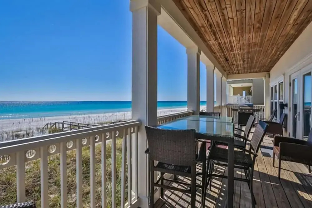 Seaclusion 9 Bedroom Holiday Home by Five Star Properties