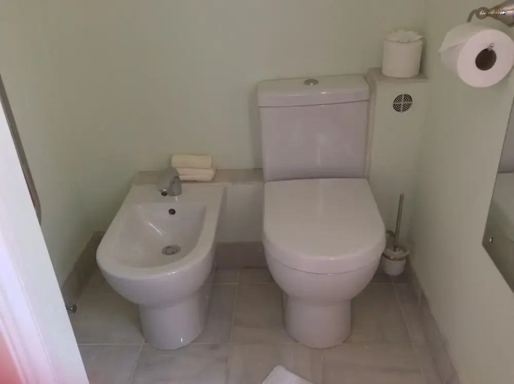 The Luxury Bluebell Apartment Suite With Wheelchair Access