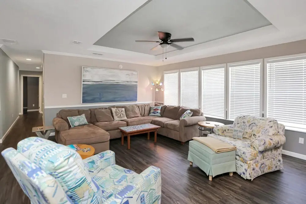 Salty Breeze by Pristine Property Vacation Rentals
