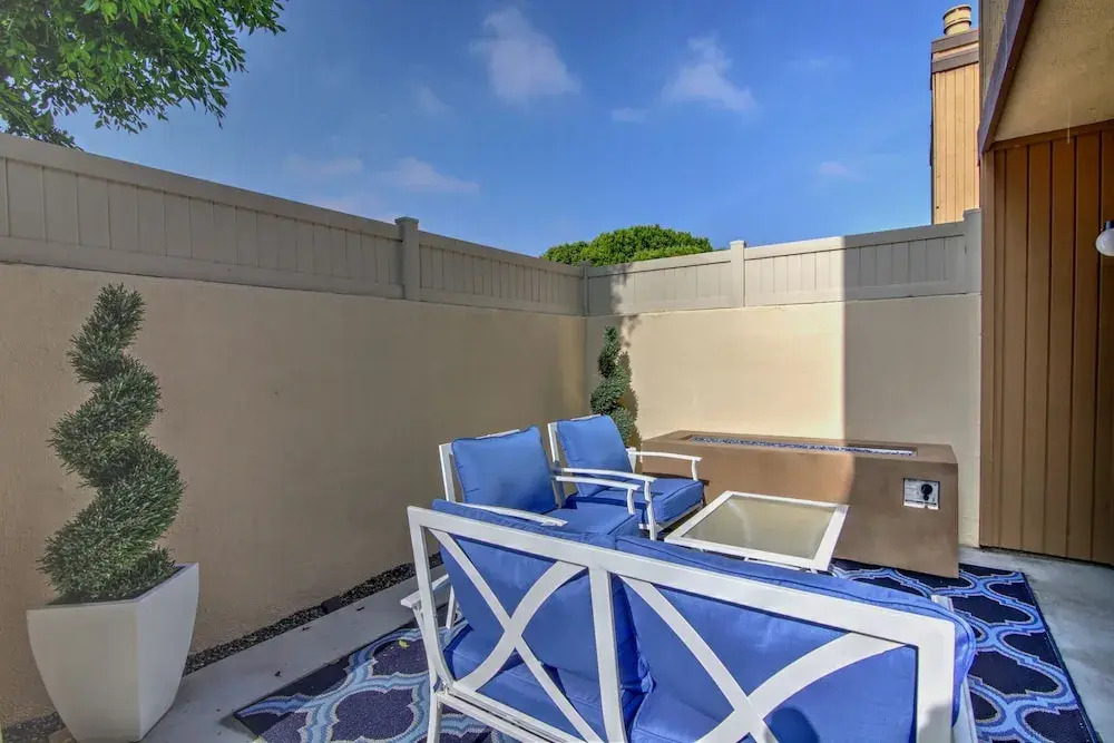 1381 South Walnut Condo Unit 2307 3 Bedrooms 2.5 Bathrooms Condo