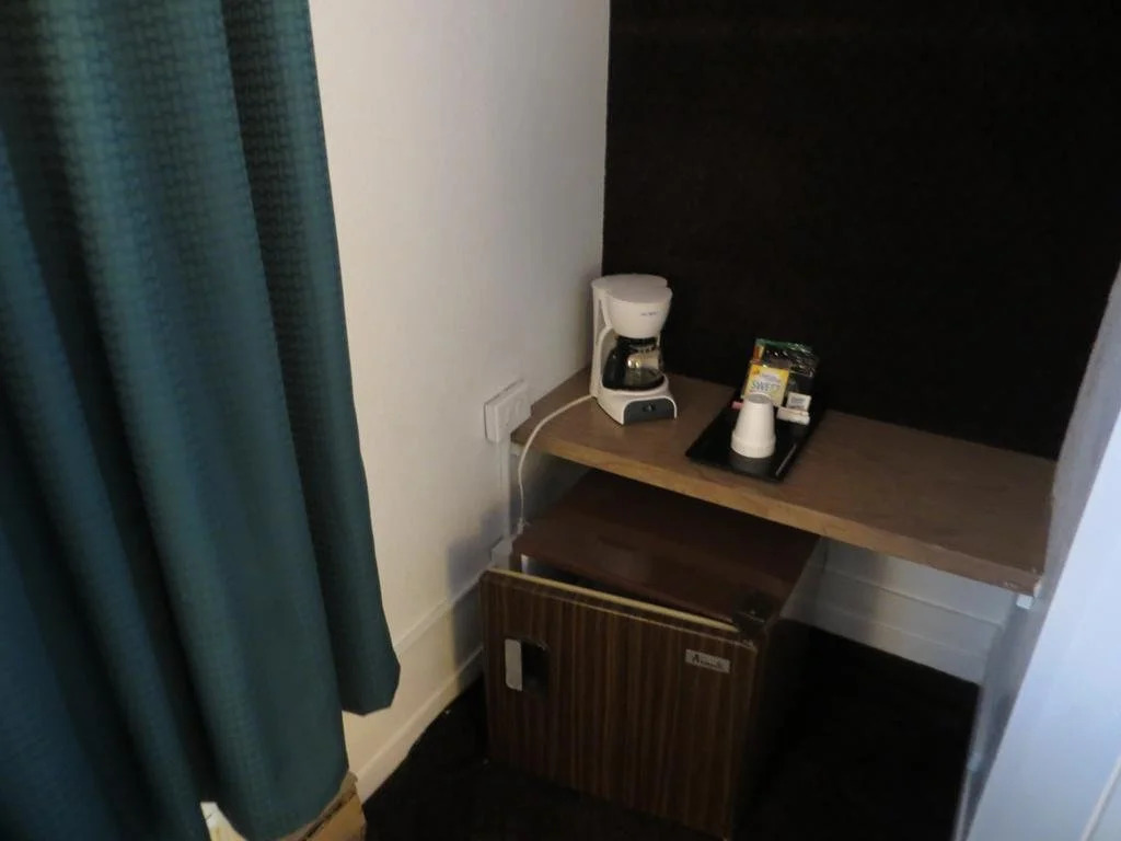 Restwood Motel