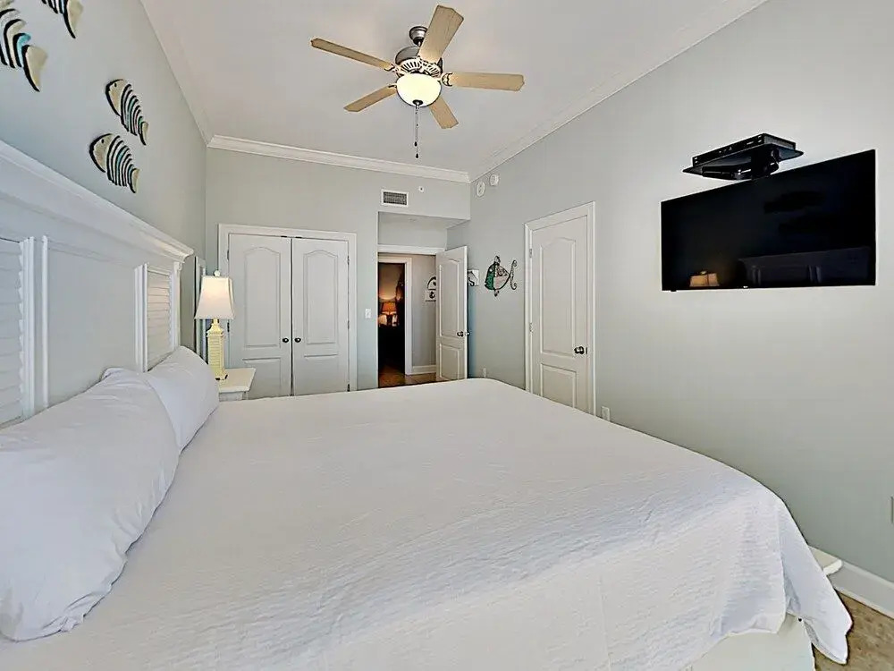 Phoenix Gulf Shores by Brett Robinson Vacations