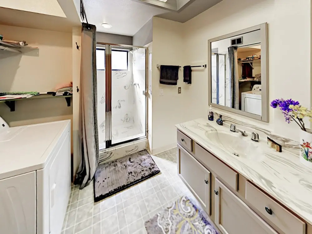 1144 Martin Ave Home 2 Bedrooms 2 Bathrooms Home