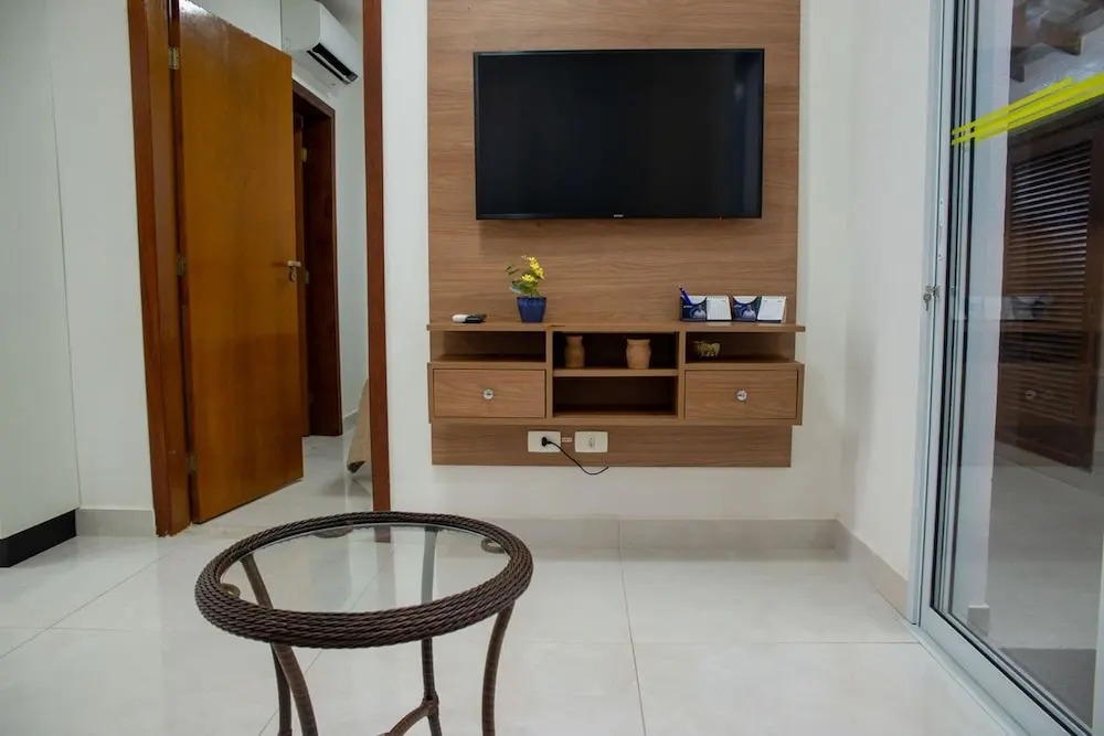 Casa com rea Gourmet a 350m da Praia de Maresias