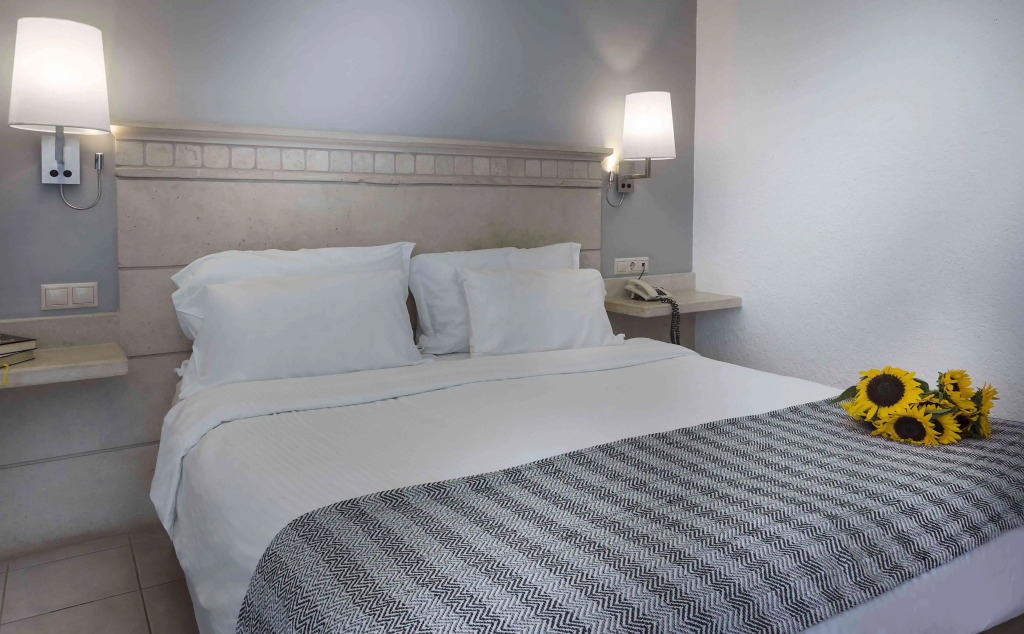 Glaros Beach Hotel