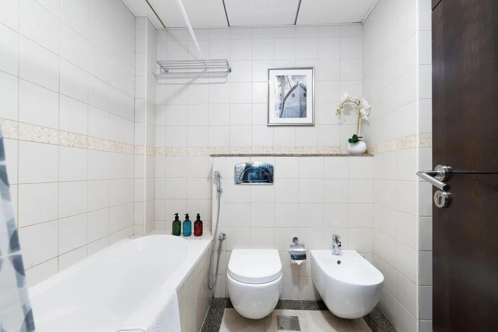 bnbme - Bay Central - 1BR