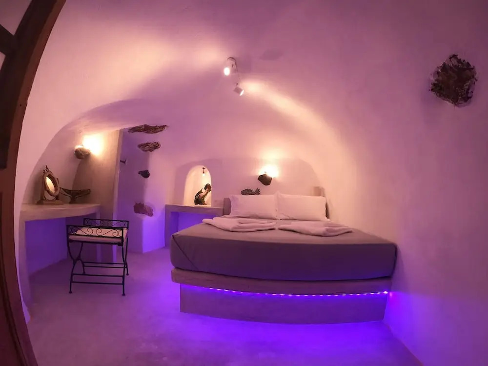 The Commander s Cave