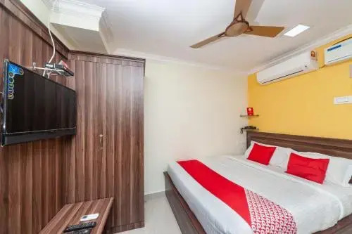 OYO 27038 Anandha Rooms