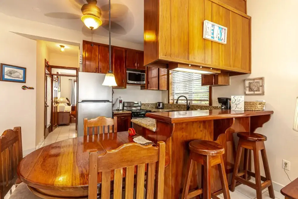 Coral Bay Villas - Lionfish Suite