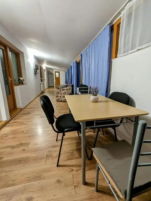 Iosefin 4 bedroom apartment