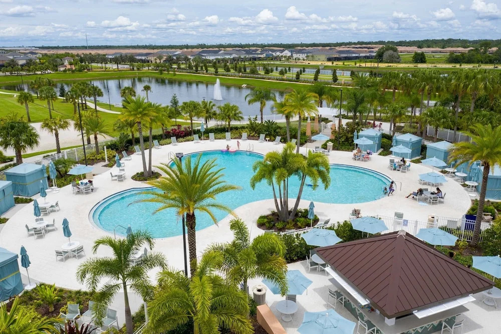 9140 Fun for the Family in Orlando Pool and Games