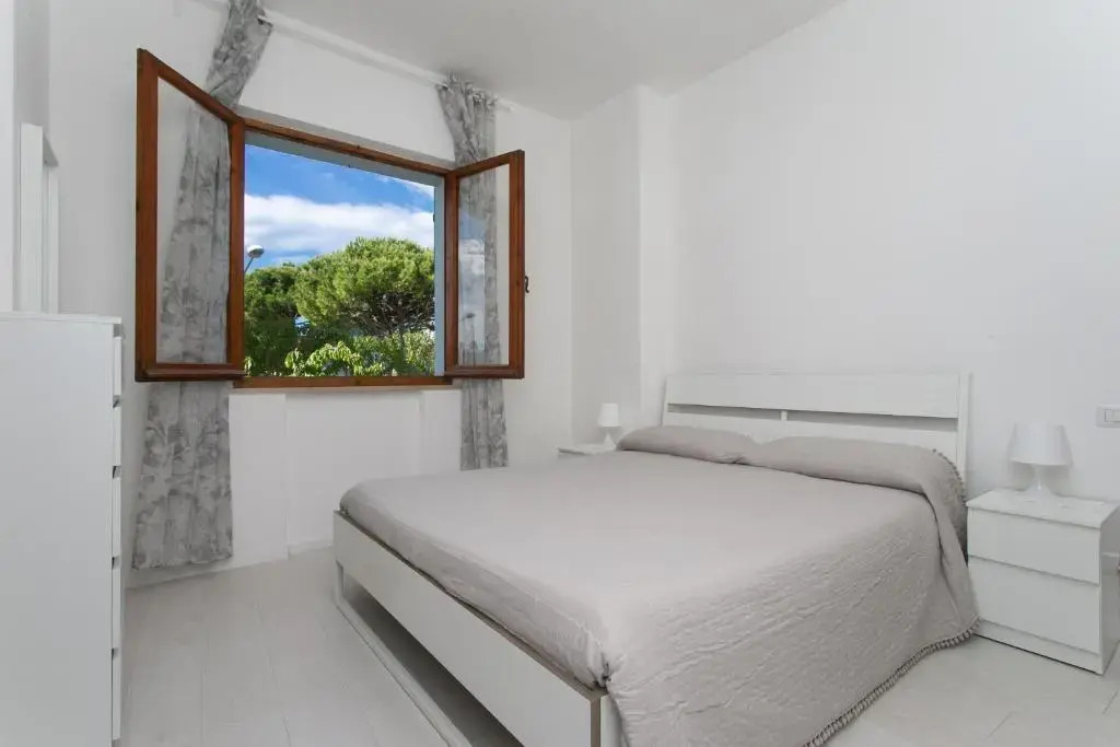 M164 - Marcelli, nuovissimo trilocale con terrazzo