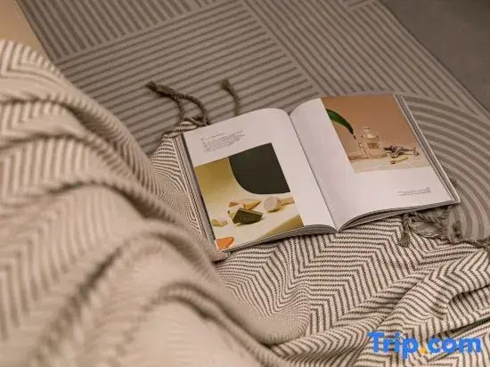 Yujianshan · Pure Oxygen · IFLive | Future Aesthetics Homestay (Foreigner Street Branch)