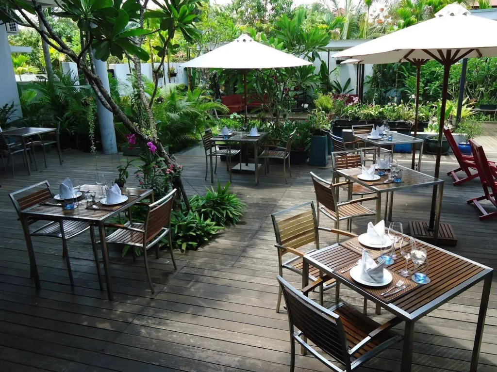 MENs Resort & Spa