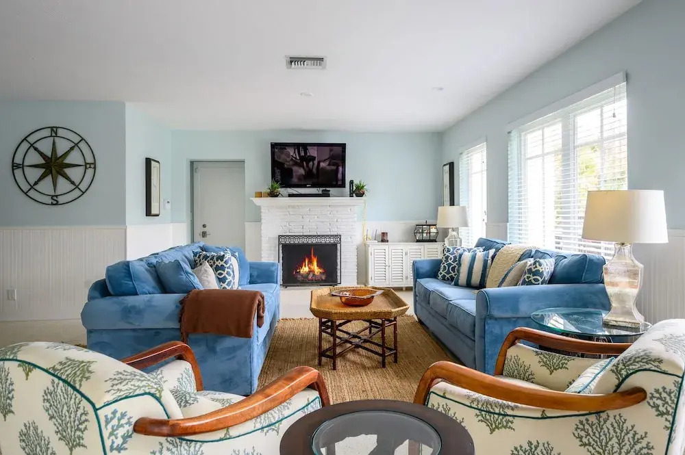 New Listing! Posh Pool Paradise On The Coast 3 Bedroom Home