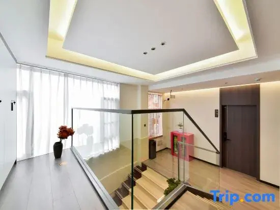 Xingchenju Homestay (Weishan Ancient City)