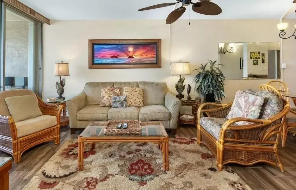 Menehune Shores, #308 2 Bedroom Condo