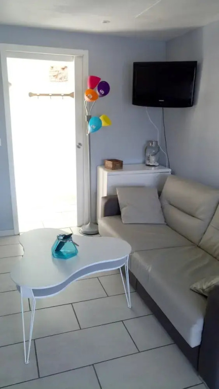 House With one Bedroom in St Pierre Quiberon, With Enclosed Garden and