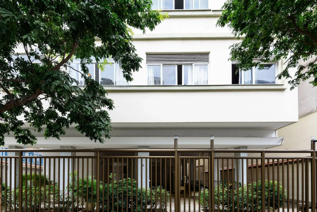 Apartamento em Ipanema com garagem | BT 82/208