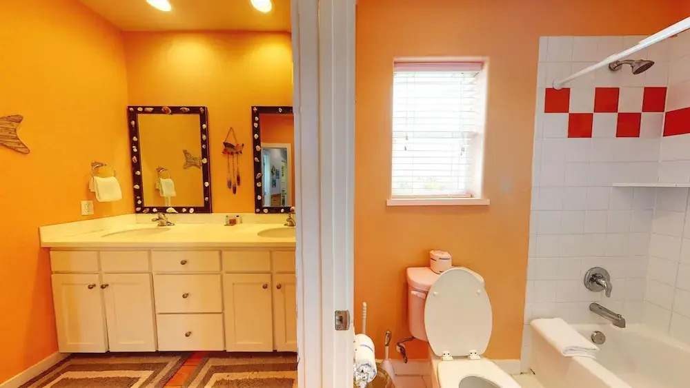 Neptune's 4 Bedroom Townhouse