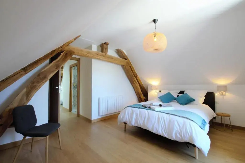 La Villa Lombardi en Champagne, avec piscine privée et jacuzzi