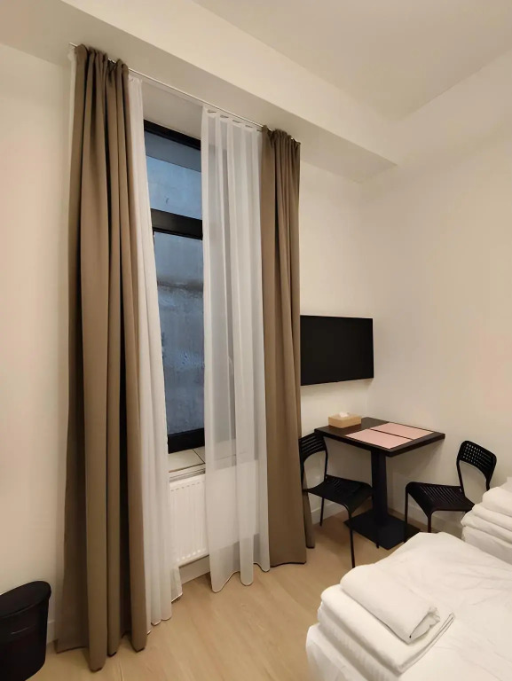 Post 120 Suites