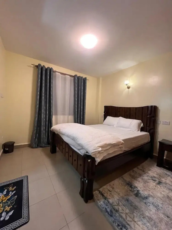Lux Suites Kipande Family Apartments