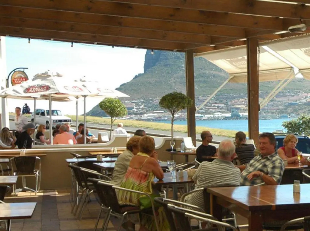 Chapmans Peak Beach Hotel