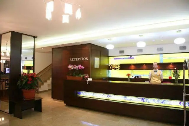 Hotel Marshal