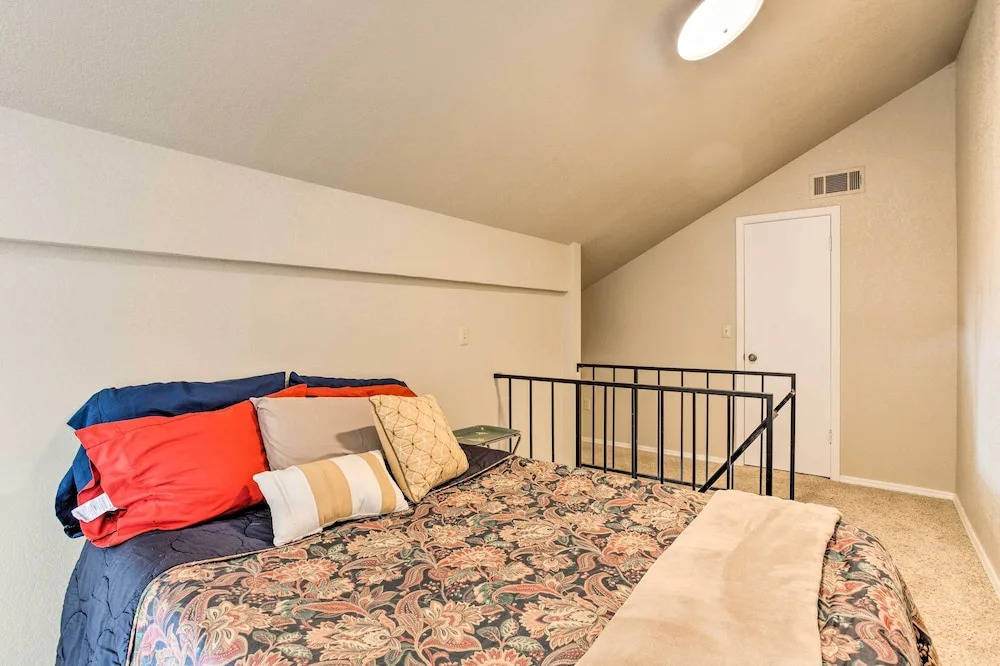 Oklahoma City Vacation Rental Near Lake & Trails!