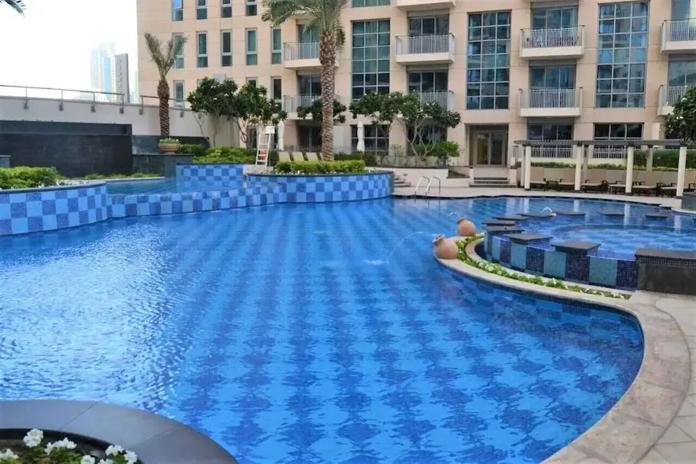 Luxurious 1B With Opera & fountains views