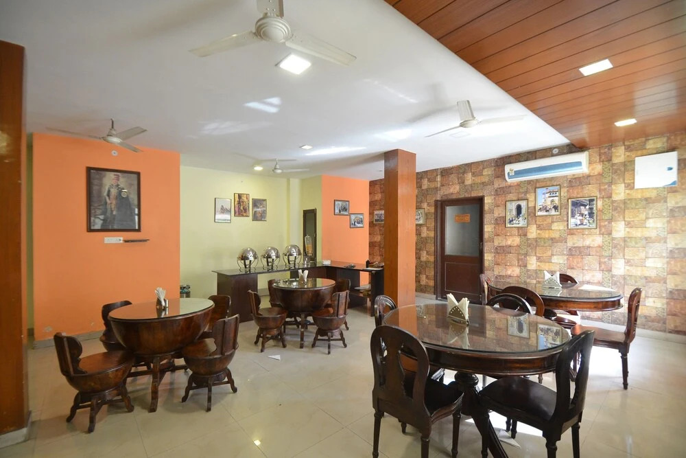 OYO 22337 Utsav Niwas