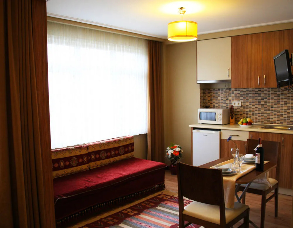 Karina Apart Hotel