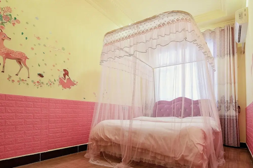 Zhangjiajie Memeda Theme Hotel