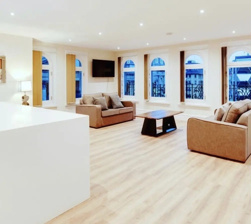 1 Water Street Hotel