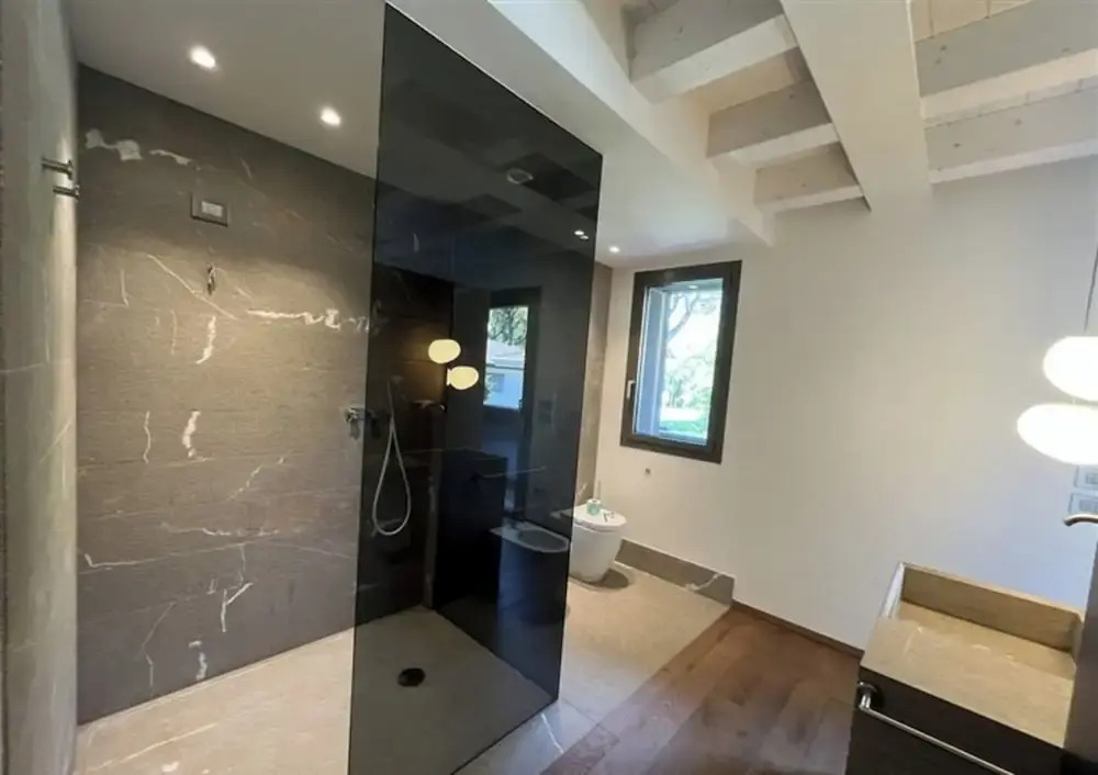 Stylish Apartment for Your Perfect Getaway With Whirlpool