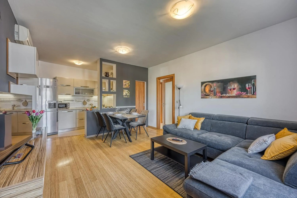 Apartment Dea - Three Bedroom Apartment