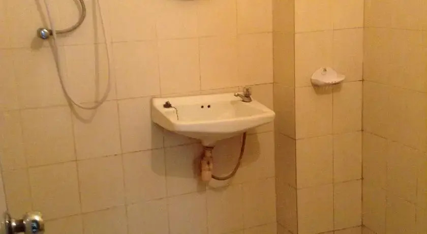 Pathoum Phone Guesthouse